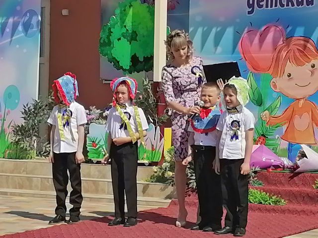 Группа "Умники и умницы"